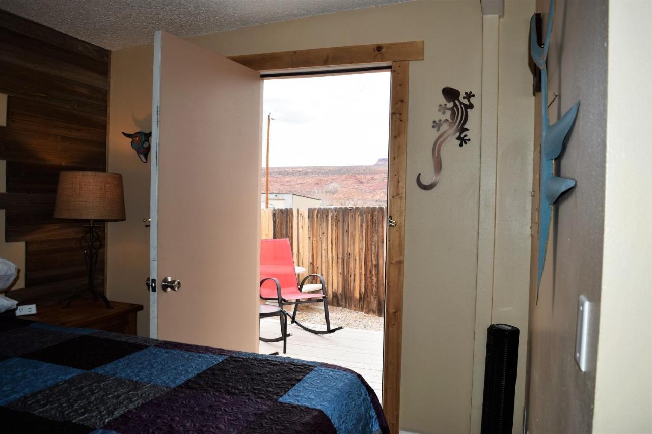 St Dane'S Desert Juniper Cabin Moab Exterior photo