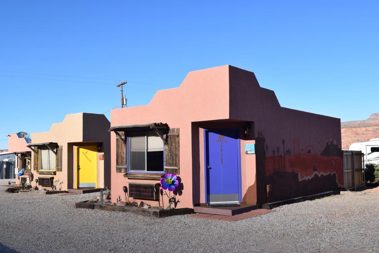 St Dane'S Desert Juniper Cabin Moab Exterior photo